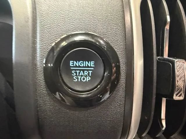 Used 2025 Ford Expedition Max Active AWD/4WD image 15