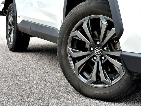 Certified 2024 Toyota RAV4 Limited AWD/4WD image 2