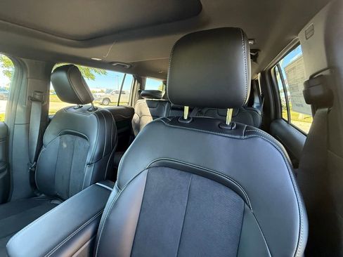 New 2025 Jeep Grand Cherokee L Altitude image 23