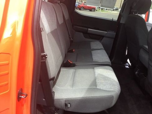 Used 2021 Ford F150 XLT image 16