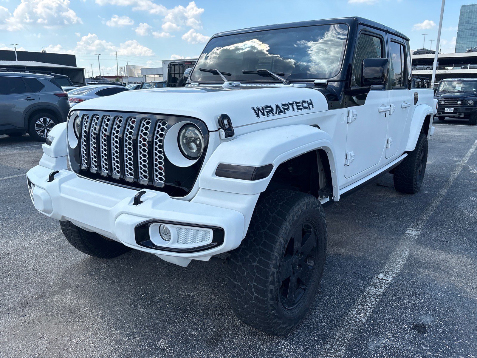 Used 2020 Jeep Gladiator Sport w/ Quick Order Package 24S AWD/4WD image 2