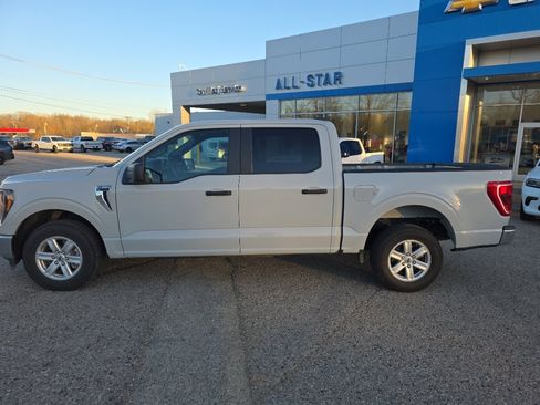 Used 2023 Ford F150 XLT image 2