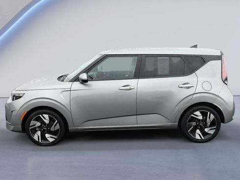 Used 2023 Kia Soul GT-Line image 2