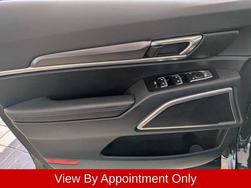 Used 2025 Kia Telluride S FWD image 14