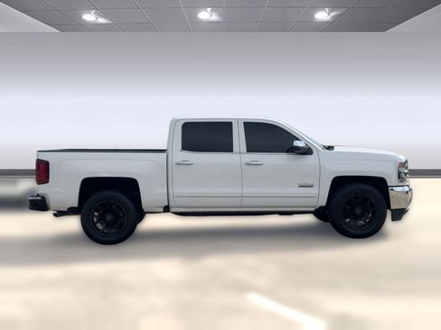 Used 2018 Chevrolet Silverado 1500 LTZ w/ Texas Edition image 8