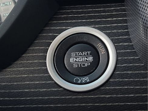 Used 2021 RAM 2500 Limited image 17