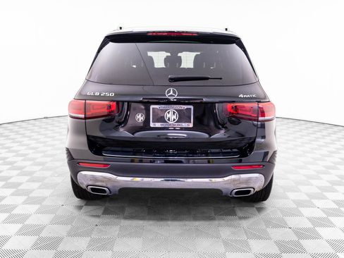 Used 2023 Mercedes-Benz GLB 250 4MATIC image 4