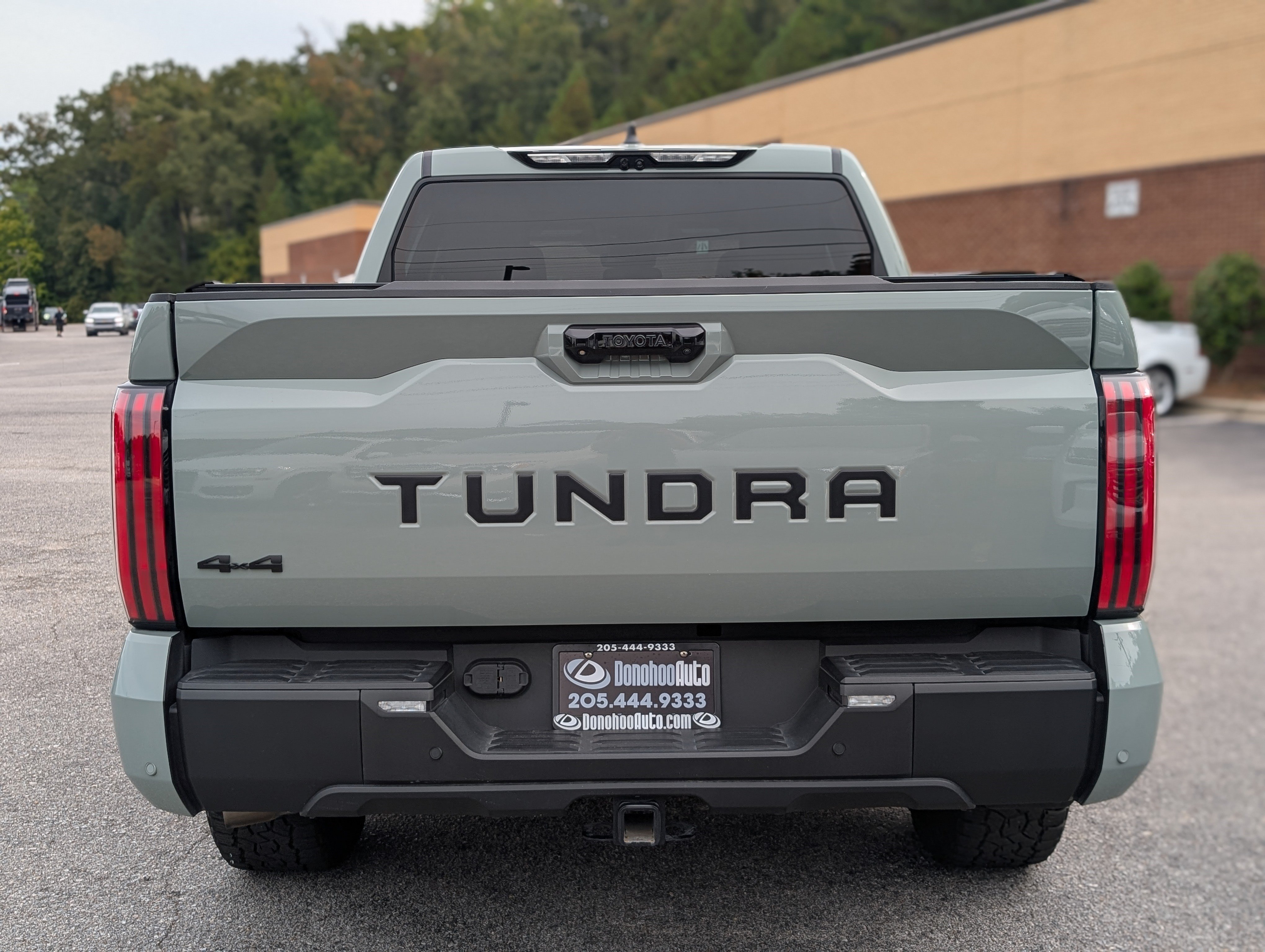 Used 2024 Toyota Tundra Limited w/ TRD Off-Road Package AWD/4WD image 8