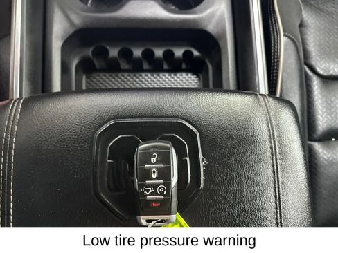 Used 2023 RAM 1500 Laramie AWD/4WD image 40
