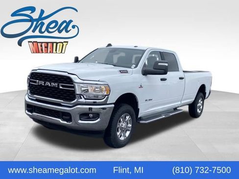 Used 2024 RAM 3500 Big Horn AWD/4WD image 1