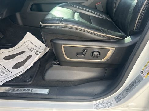 Used 2020 RAM 1500 Limited image 17