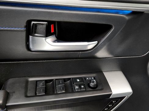 Used 2023 Toyota Tundra Platinum image 33