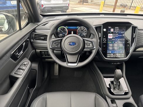 New 2025 Subaru Forester Limited image 12