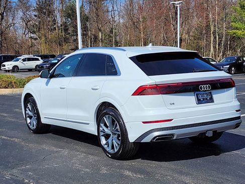 Used 2025 Audi Q8 Premium Plus AWD/4WD image 3