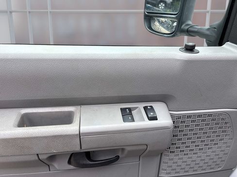 Used 2023 Ford E-350 and Econoline 350 Super Duty w/ Power Windows & Locks Group RWD image 29