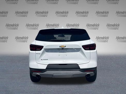 Used 2025 Chevrolet Blazer LT FWD image 9