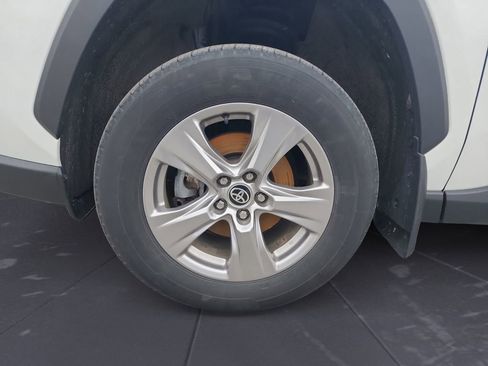 Used 2023 Toyota RAV4 XLE w/ Convenience Package image 14