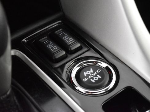 Used 2022 Mitsubishi Eclipse Cross SEL image 31