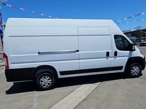 New 2025 RAM ProMaster 3500 w/ Quick Order Package 22H SLT+ image 9
