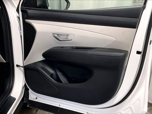 Certified 2025 Hyundai Tucson SEL image 24