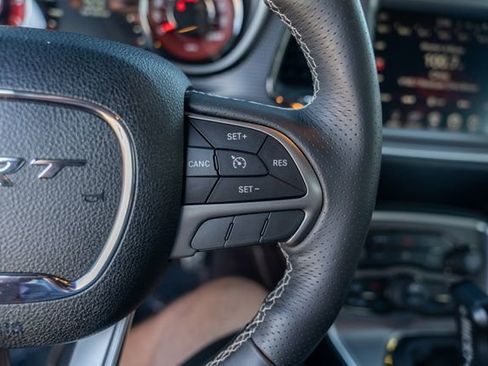 Used 2016 Dodge Challenger SRT Hellcat image 23