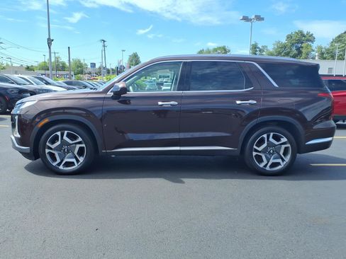 Used 2023 Hyundai Palisade Limited w/ Cargo Package AWD/4WD image 9