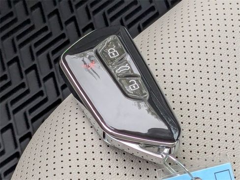 New 2026 Volkswagen Atlas SE image 36