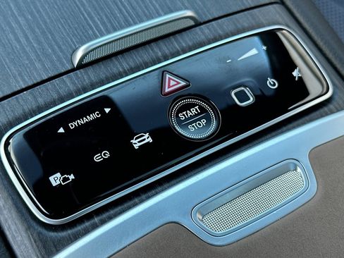 Certified 2022 Mercedes-Benz EQS 580 4MATIC Sedan image 34