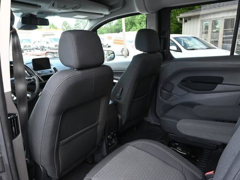 Used 2020 Ford Transit Connect XLT FWD image 18