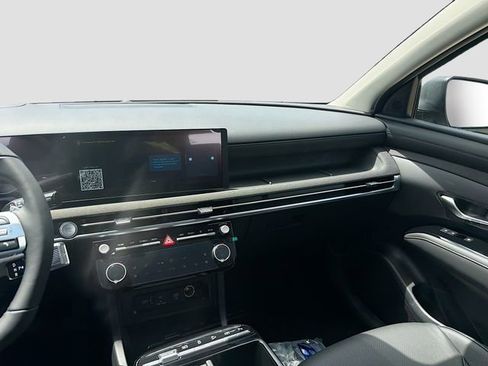 New 2026 Hyundai Tucson Limited FWD image 25