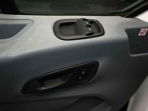 Used 2019 Ford Transit 250 130 Low Roof image 11