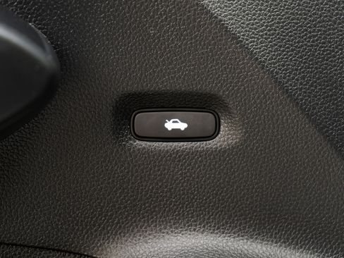 Certified 2025 Honda Civic Sport Touring image 39