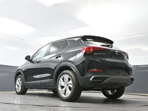 Used 2025 Buick Encore GX Preferred AWD/4WD image 31