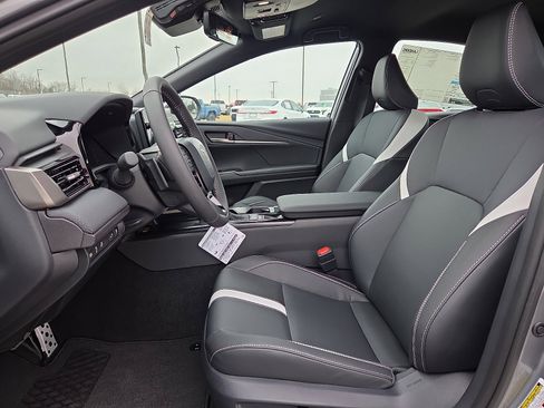 New 2026 Toyota Camry SE image 9