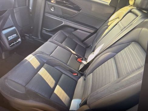 Used 2024 Lincoln Nautilus Reserve w/ Equipment Group 202A image 7