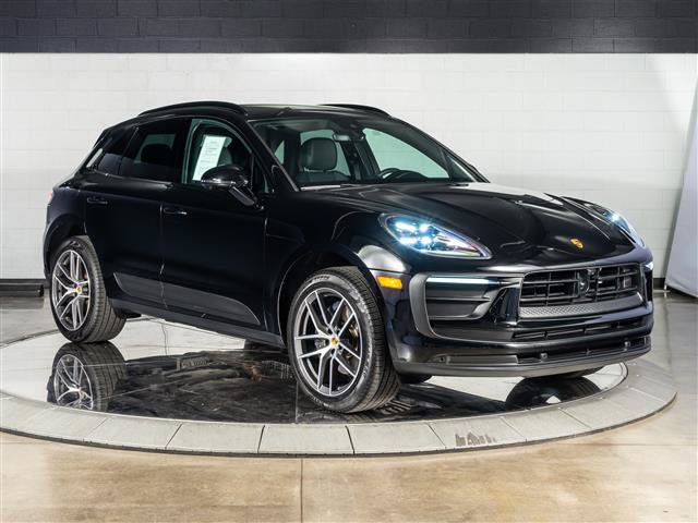 Used 2026 Porsche Macan AWD/4WD image 7