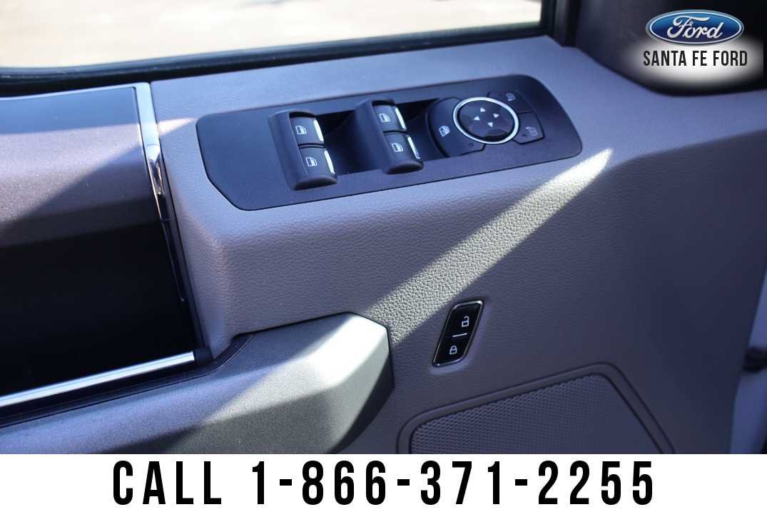Used 2017 Ford F150 XLT w/ XTR Package AWD/4WD image 21