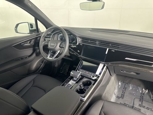 Certified 2025 Audi Q7 2.0T Premium Plus w/ Premium Plus Package image 13