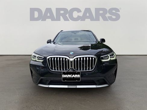 Used 2024 BMW X3 xDrive30i w/ Premium Package AWD/4WD image 2