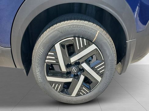 New 2026 Nissan Kicks SV w/ SV Premium Package FWD image 11