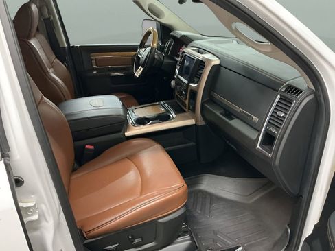 Used 2018 RAM 1500 Laramie Longhorn w/ Convenience Group image 32