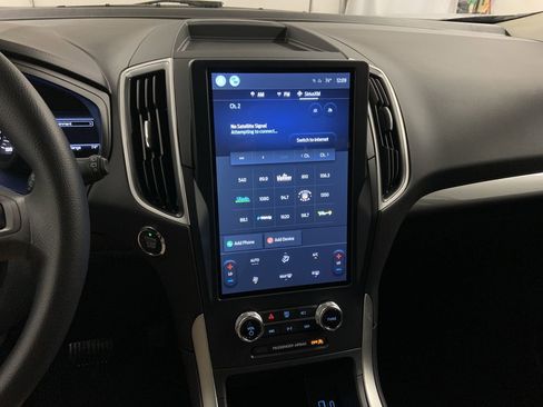 New 2024 Ford Edge SE image 14