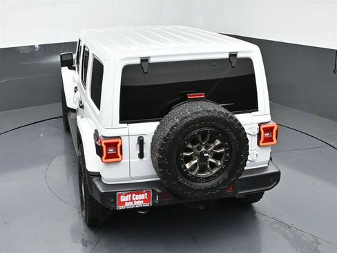 Used 2021 Jeep Wrangler Unlimited Sahara AWD/4WD image 34