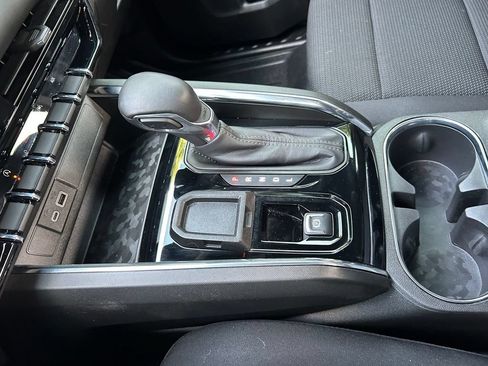Used 2024 GMC Canyon Elevation w/ Convenience Package RWD image 38