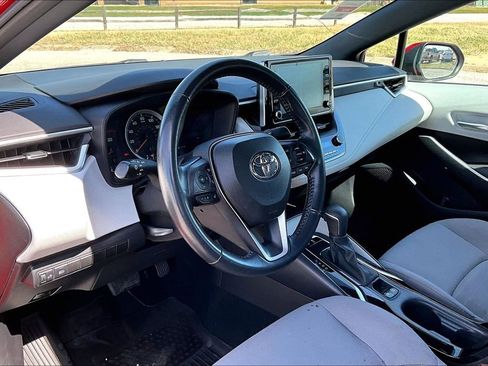 Used 2021 Toyota Corolla SE image 12