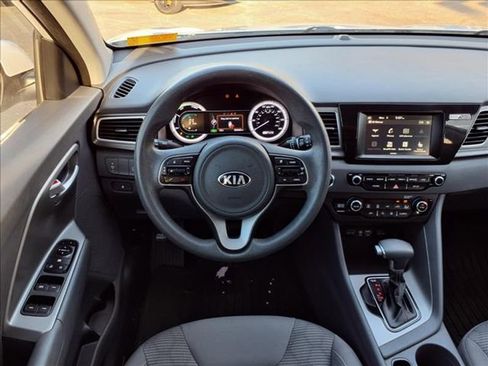 Used 2019 Kia Niro LX image 15