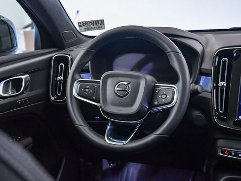 Certified 2023 Volvo C40 P8 Recharge Plus image 12