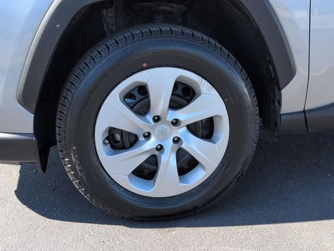 Used 2025 Toyota RAV4 LE image 23