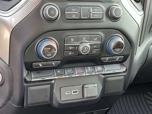 Used 2019 Chevrolet Silverado 1500 LT w/ All-Star Edition image 31