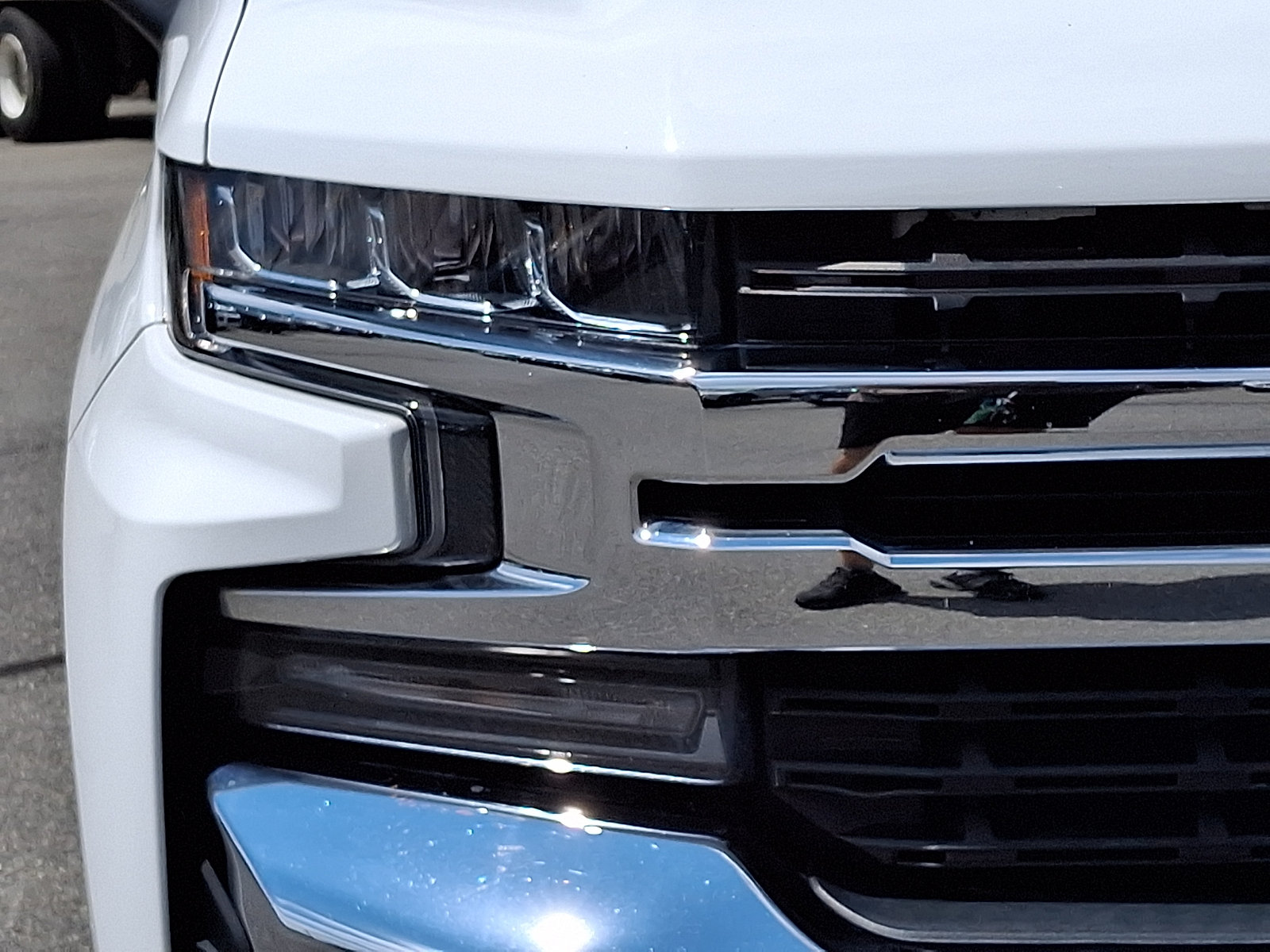 Used 2020 Chevrolet Silverado 1500 LT AWD/4WD image 9